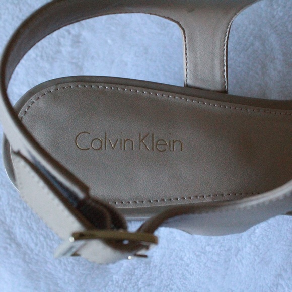 Calvin Klein Carini Snake Embossed Sandals - Picture 6 of 7
